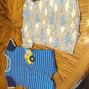 Carter's Onesie bundle 18 month